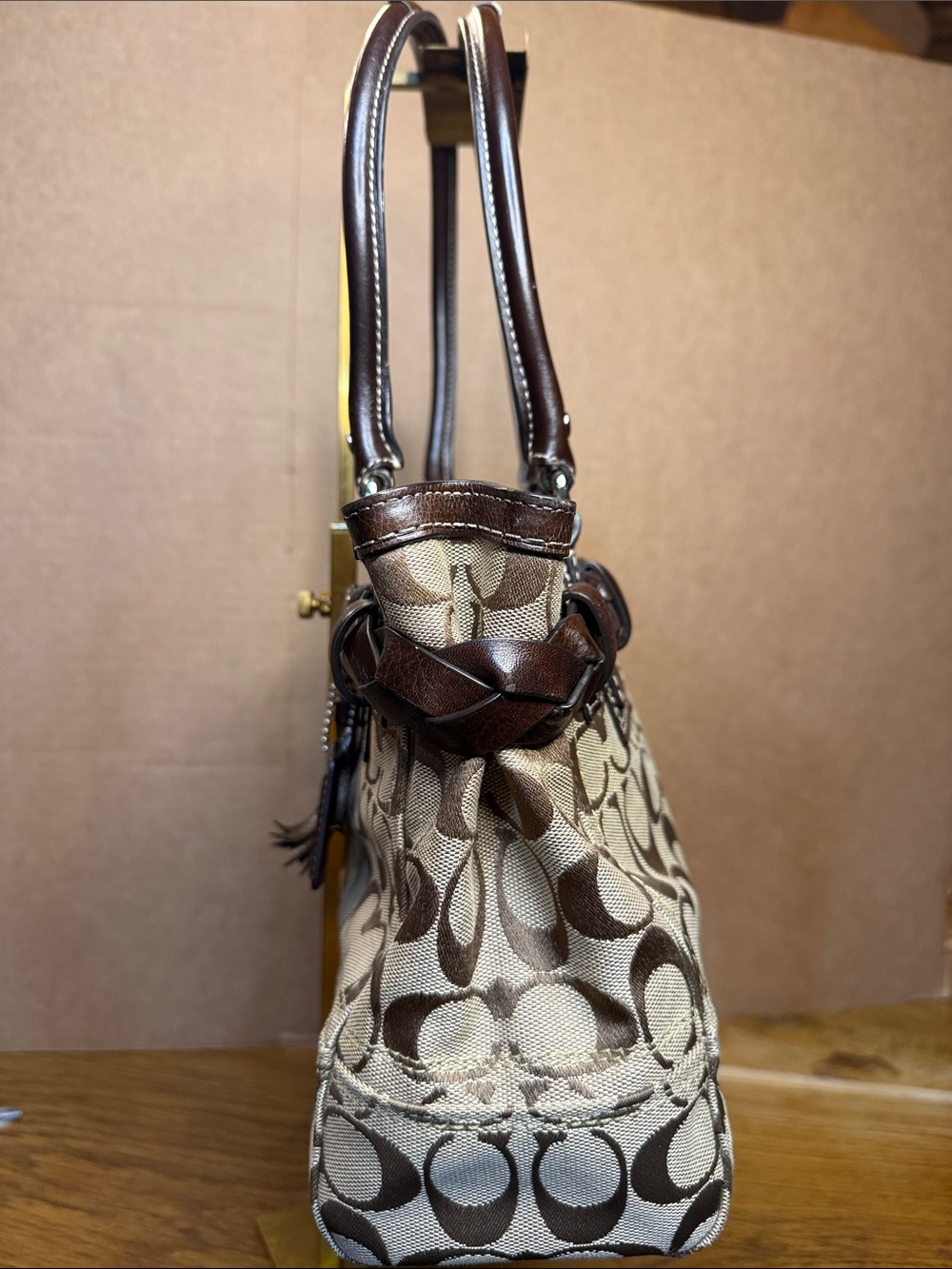 Coach F15665 Signature Gallery Tote Khaki Brown Braided Leather EUC - Picture 8 of 17